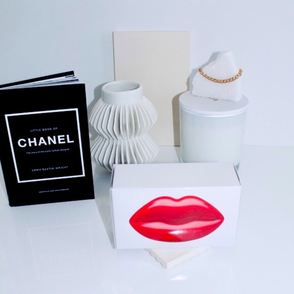 KKW FRAGRANCE X KYLIE JENNER  ‘Red Lips’